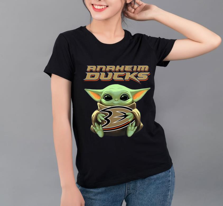 Pretty Baby Yoda Hug Anaheim Ducks shirt 4 - Pretty Baby Yoda Hug Anaheim Ducks shirt