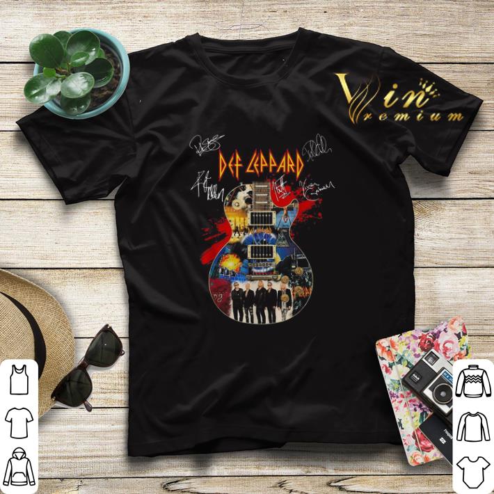 Def Leppard Band Guitarist Signatures shirt sweater Def Leppard Band Guitarist Signatures shirt sweater 4 - Def Leppard Band Guitarist Signatures shirt sweater