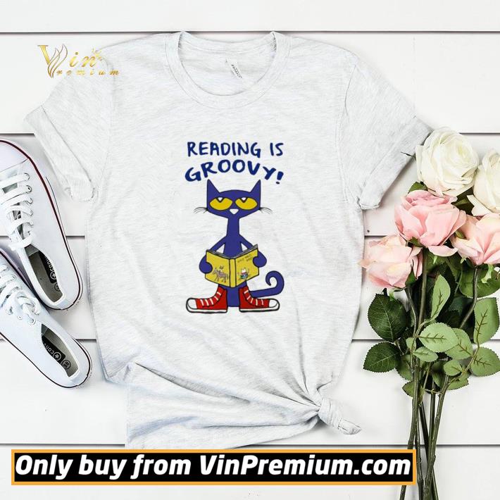 Top Cat reading is groovy shirt sweater 2738f6b4 top cat reading is groovy shirt sweater 4 - Top Cat reading is groovy shirt sweater