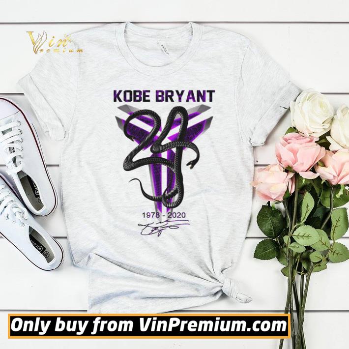 51c7286b kobe bryant 1978 2020 signature shirt sweater 4 - Kobe Bryant 1978 2020 signature shirt sweater