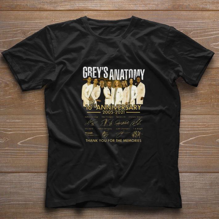 Hot All character Grey’s Anatomy 16th Anniversary 2005-2021 Signatures shirt