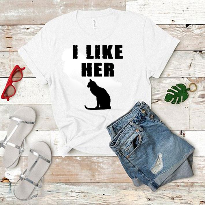 I like her cat shirt 7