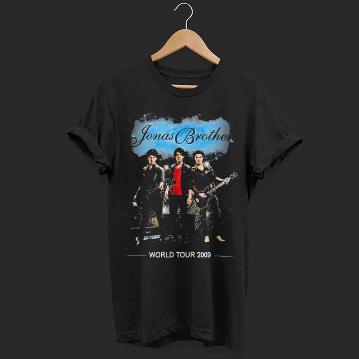 John Stamos Jonas Brothers shirt 7