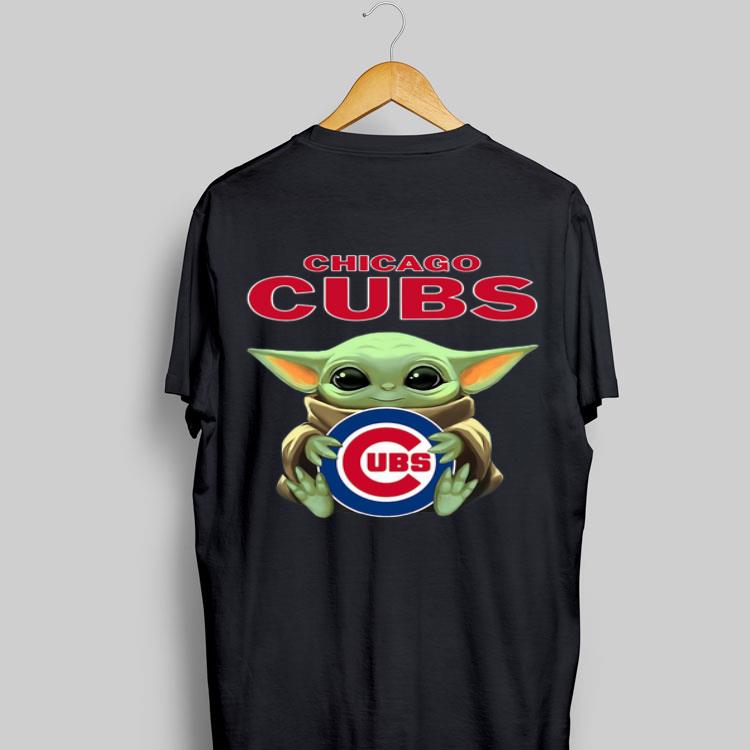 Baby Yoda hug CHicago Cubs shirt 9