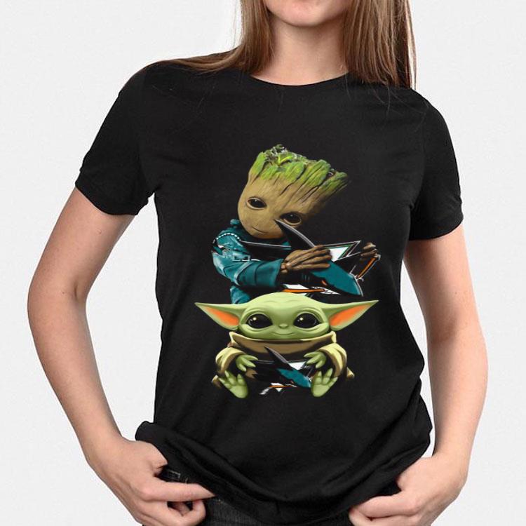 Baby Yoda and Baby Groot hug San Jose Sharks shirt 3 Baby Yoda and Baby Groot hug San Jose Sharks shirt 3