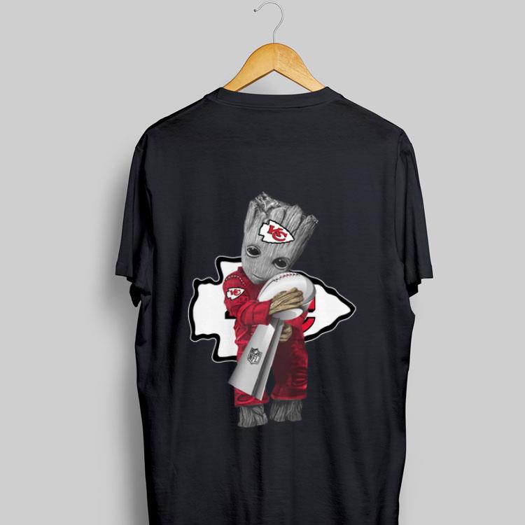 Baby Groot Hug Kansas City Chiefs Super Bowl shirt 16