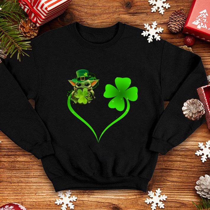 Top Love Baby Yoda and shamrock St. Patrick's day shirt