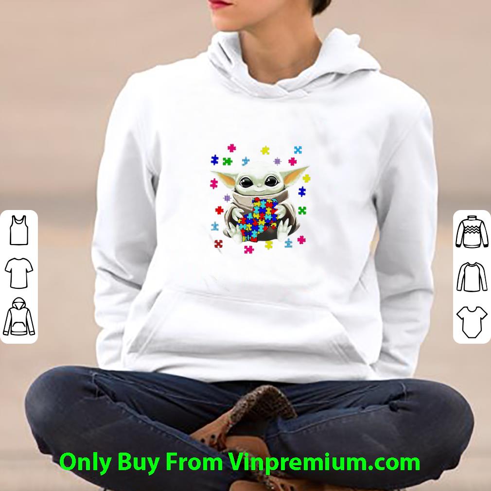 Premium Star Wars Baby Yoda Hug Bear Autism Awareness shirt