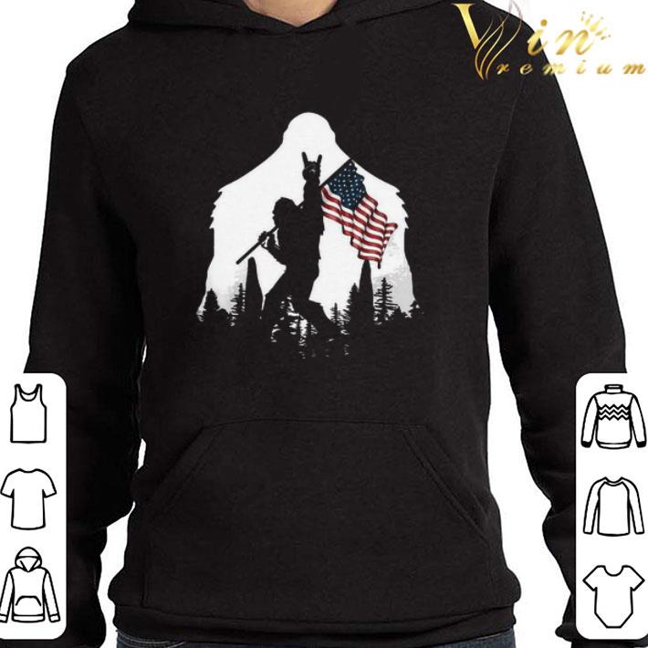 Nice Bigfoot Hold American Flag shirt