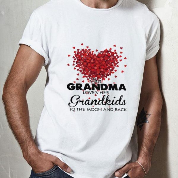 Hearts This Grandma Loves Her Grandkids The Moon And Back shirt