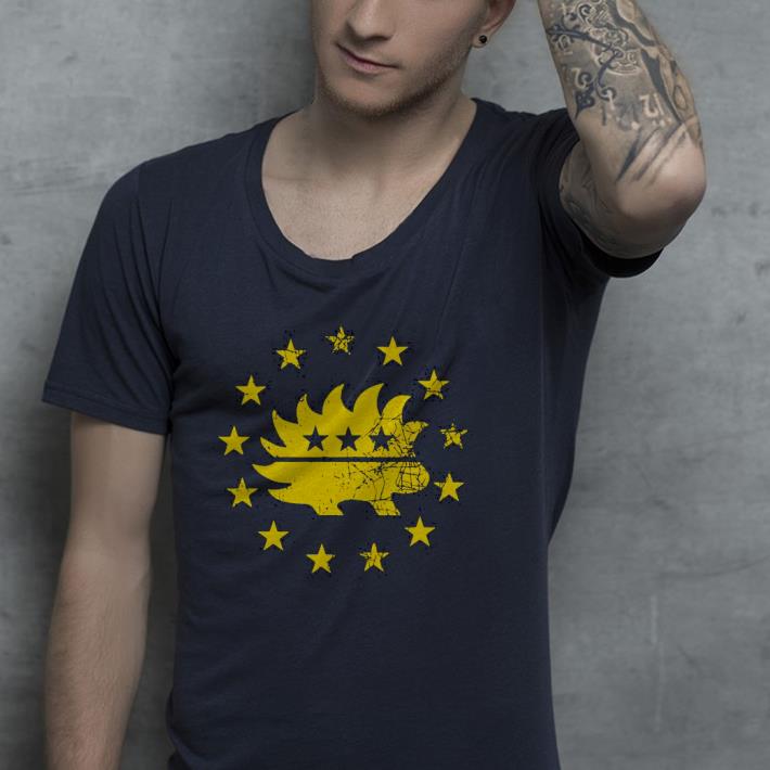 Premium Libertarian Porcupine Betsy Ross Flag 13 Stars Yellow Shirt 06c455be premium libertarian porcupine betsy ross flag 13 stars yellow shirt 4 - Premium Libertarian Porcupine Betsy Ross Flag 13 Stars Yellow Shirt