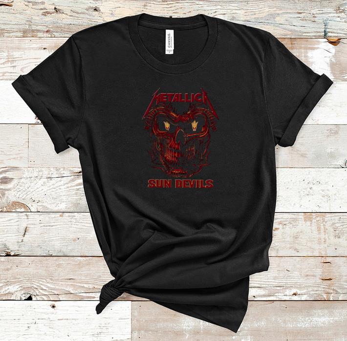 Nice Oh the Virus outside is frightful but this Book is so Delightful Shirt
