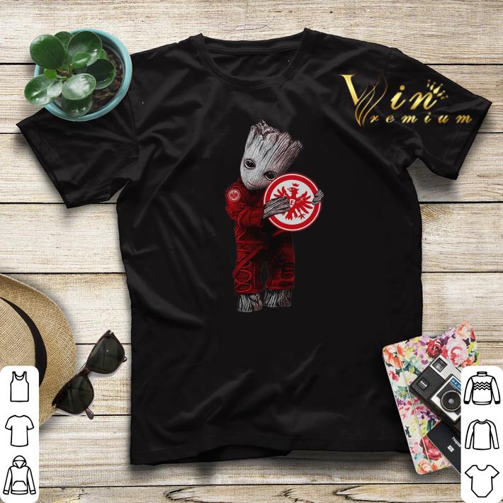 Baby Groot Hug Eintracht Frankfurt shirt sweater 4 - Baby Groot Hug Eintracht Frankfurt shirt sweater