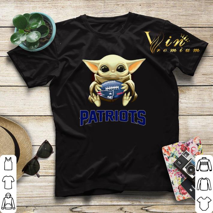 Star Wars Baby Yoda hold New England Patriots shirt 4 - Star Wars Baby Yoda hold New England Patriots shirt