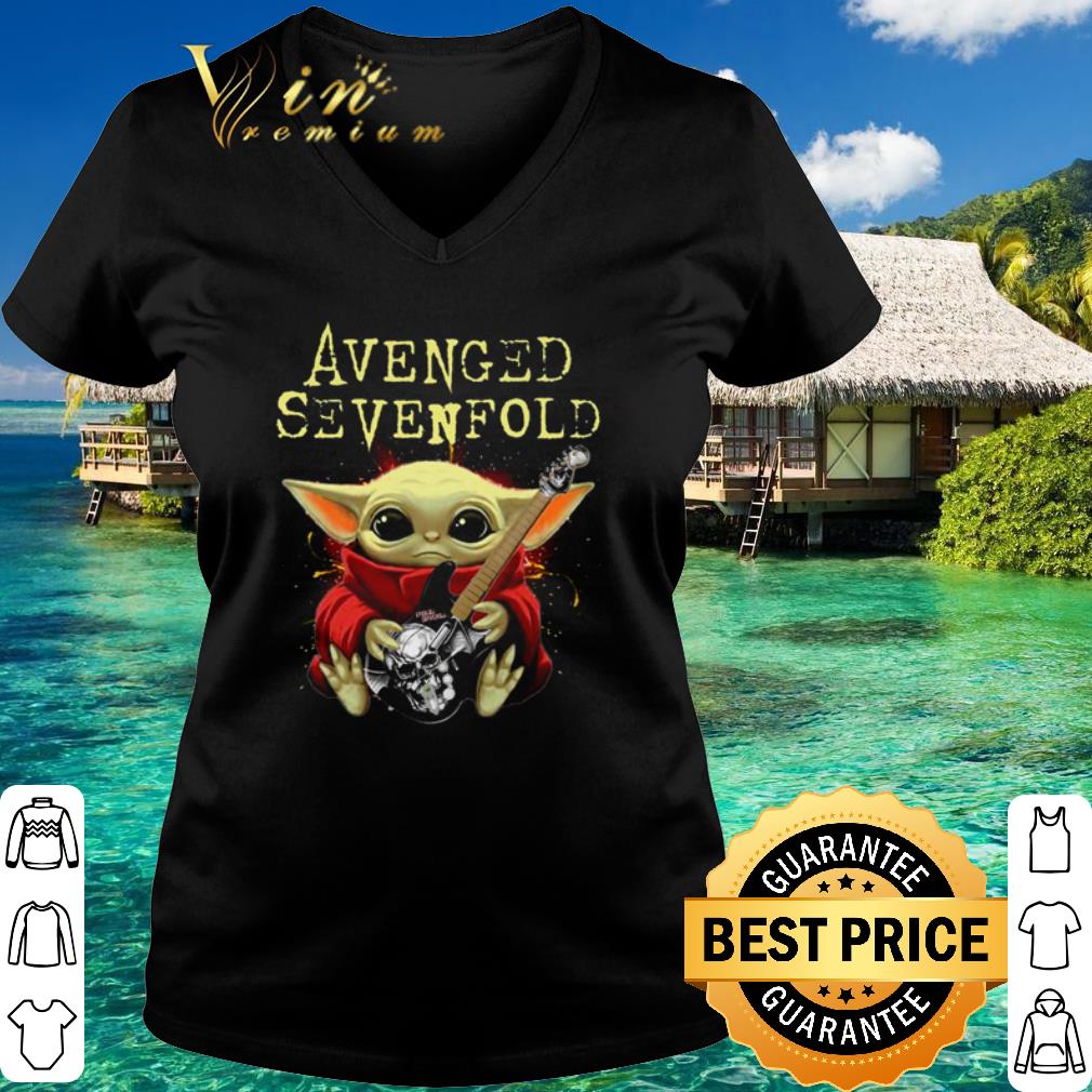 Pretty Baby Yoda hug guitar Avenged Sevenfold Band shirt Pretty Baby Yoda hug guitar Avenged Sevenfold Band shirt