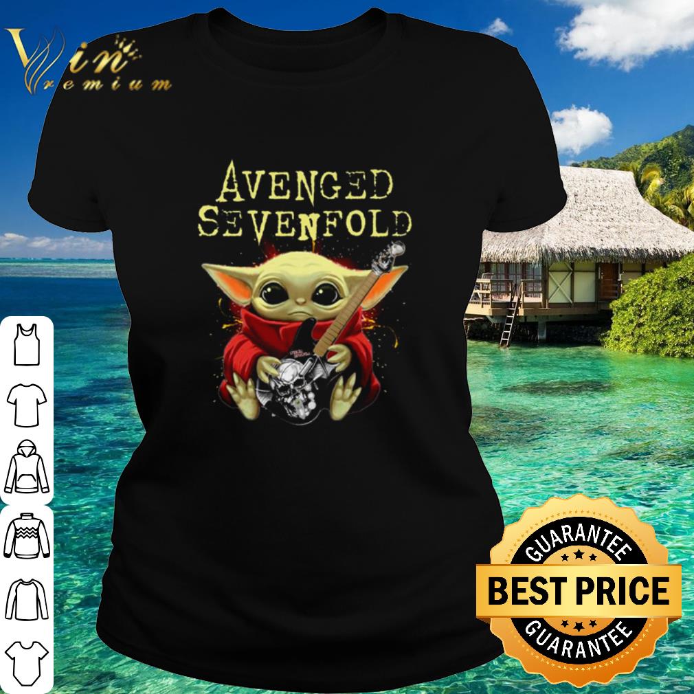 Pretty Baby Yoda hug guitar Avenged Sevenfold Band shirt Pretty Baby Yoda hug guitar Avenged Sevenfold Band shirt