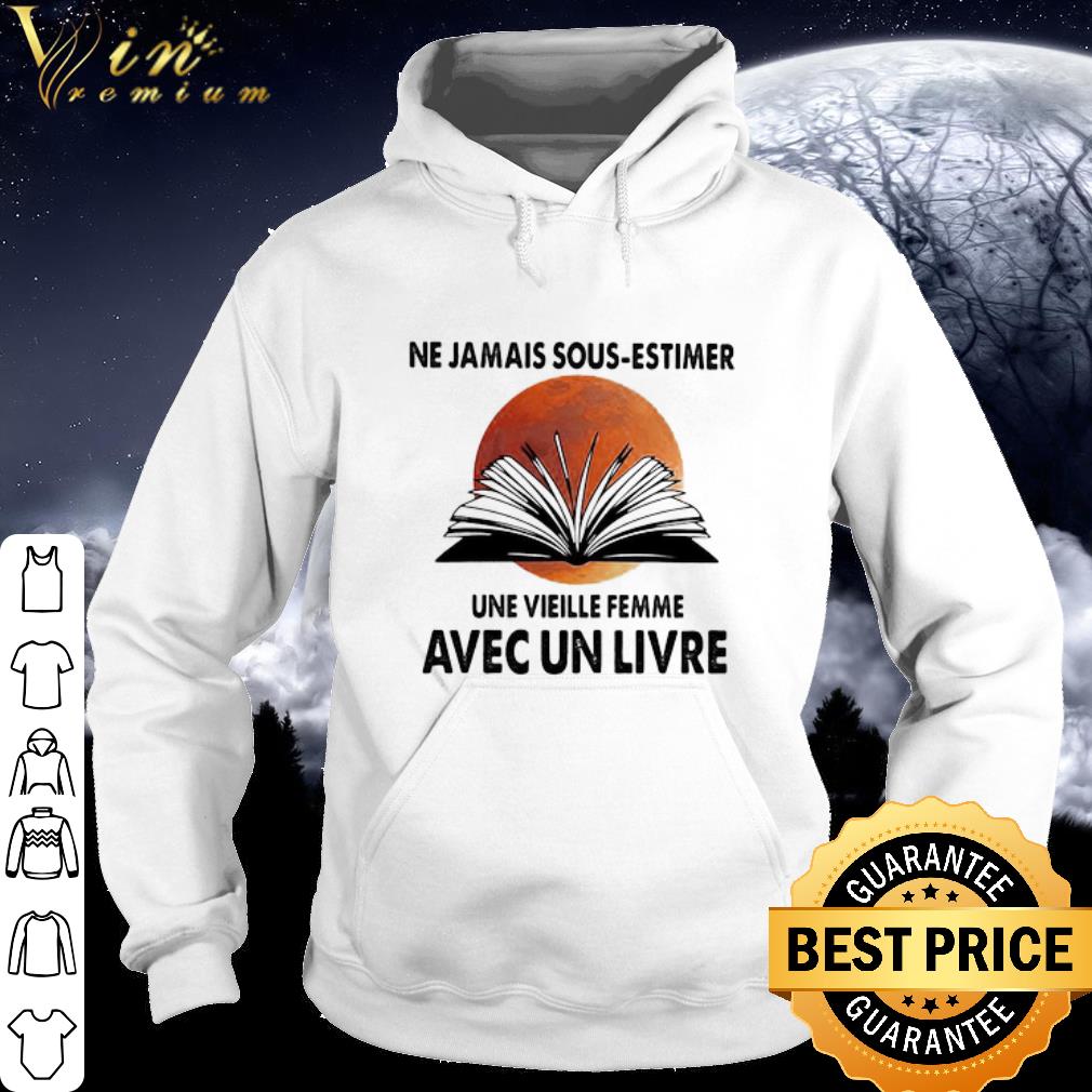 a2d7098d top ne jamais sous estimer une vieille femme avec un livre sunset shirt 4 - Top Ne jamais sous-estimer une vieille femme avec un livre sunset shirt