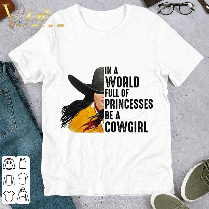 The Golden Girls cartoon in a world full of witches be golden shirt