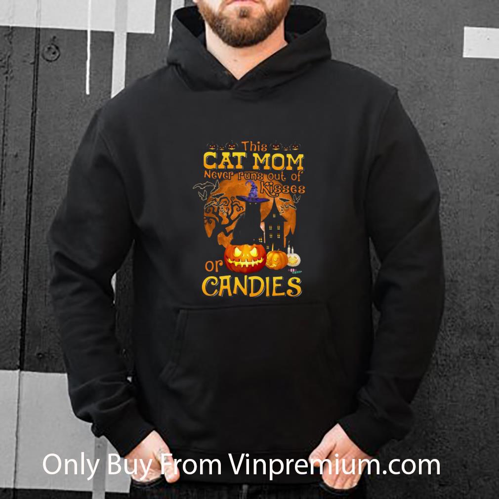 f86af5b3 awesome halloween this cat mom never runs out of kisses or candies pumpkin shirt 4 - Awesome Halloween This Cat Mom Never Runs Out Of Kisses Or Candies Pumpkin shirt