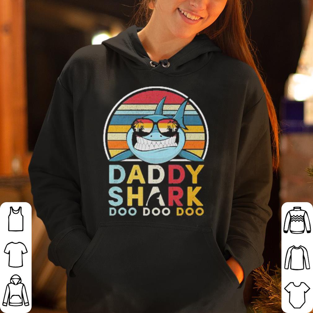 https://cdn.gifteeshirt.com/gashirt/2019/05/Daddy-Shark-Doo-Doo-Doo-shirt_4.jpg