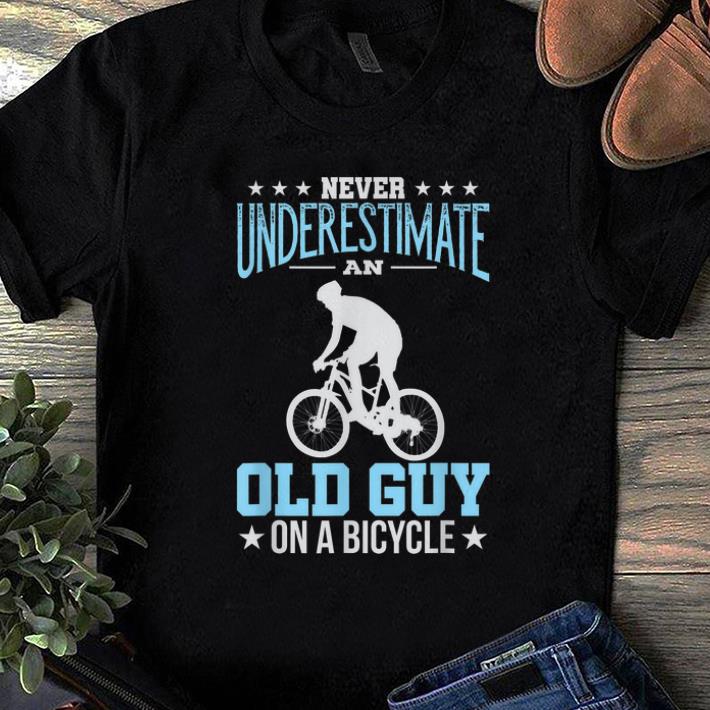 Premium Never Underestimate An Old Guy On A Bicycle shirt