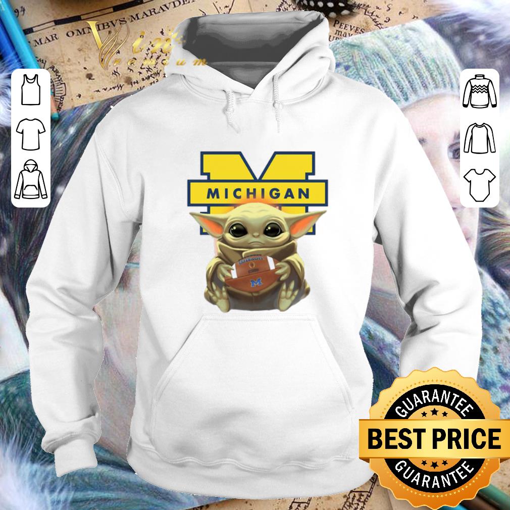 Hot Baby Yoda hug Michigan Wolverine Star Wars Mandalorian shirt