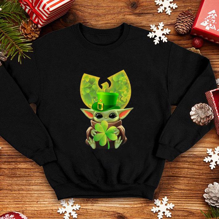 Top Baby Yoda hug Wu Tang Clan Logo St Patrick Day Star Wars shirt