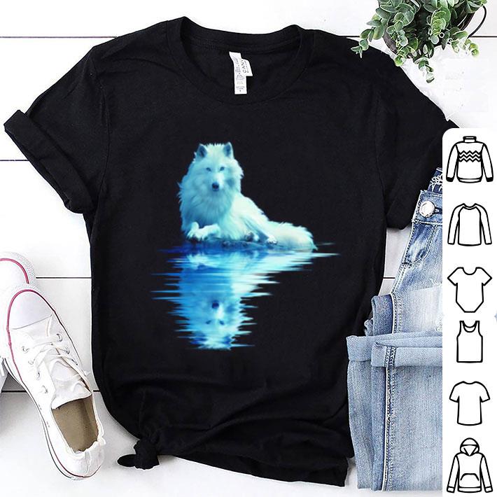 Arctic Wolf Reflection shirt