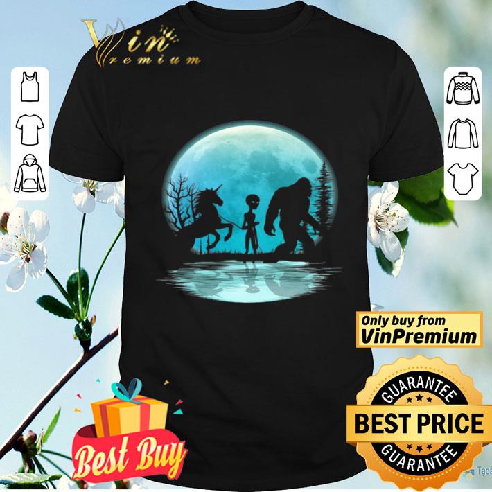 Bigfoot Alien Unicorn Under The Blue Moon shirt