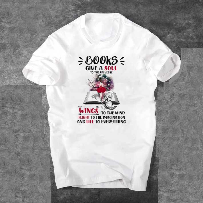 Hot Just A Girl In Love With Her Books shirt