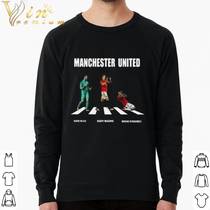 Premium Manchester united players crossing the line shirt 624421e3 premium manchester united players crossing the line shirt 4 - Premium Manchester united players crossing the line shirt