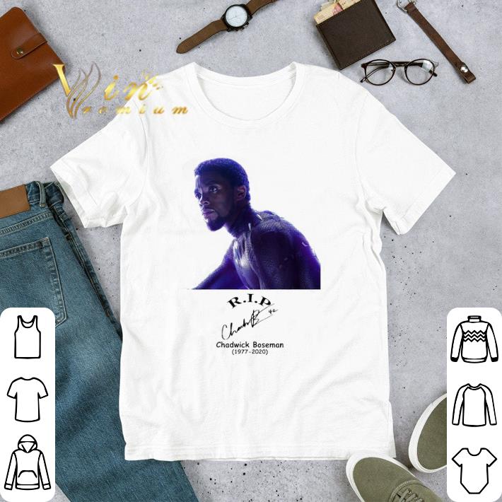 8cde2f2d official rip chadwick boseman black panther 1977 2020 signature shirt 4 - Official Rip Chadwick Boseman Black Panther 1977 2020 Signature shirt