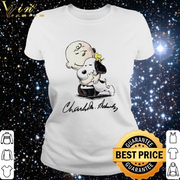 Cool Charlie Brown hug Snoopy signature shirt