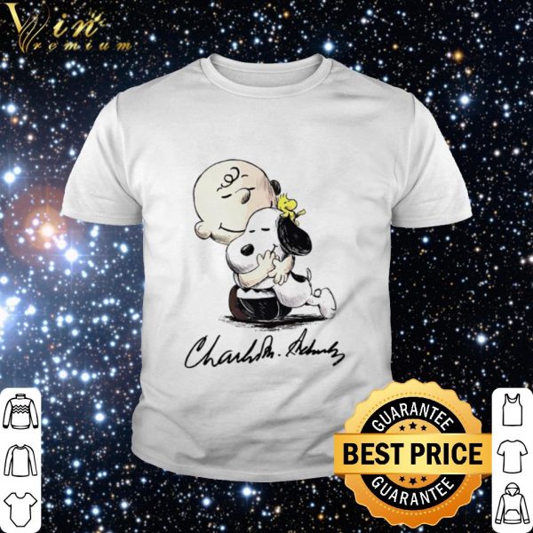 Cool Charlie Brown hug Snoopy signature shirt