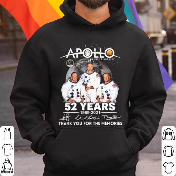 Top Apollo Next Giant Leap 52 Years 1969 2021 Thank Memories Signatures shirt