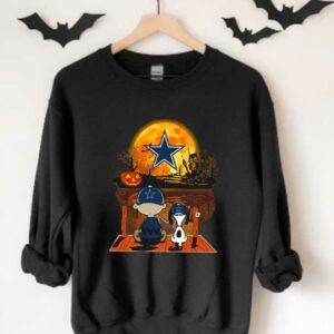 Charlie Brown And Snoopy Watching Dalas Cowboy Moon Halloween Shirt, Snoopy See Moon Dalas Cowboy Shirt 3