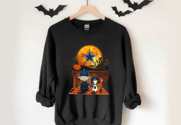 Charlie Brown And Snoopy Watching Dalas Cowboy Moon Halloween Shirt, Snoopy See Moon Dalas Cowboy Shirt