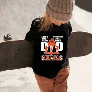 Dad Bengals Shirt, Dad A Son's First Hero A Daughter's First Love Cincinnati Bengals Shirt 1