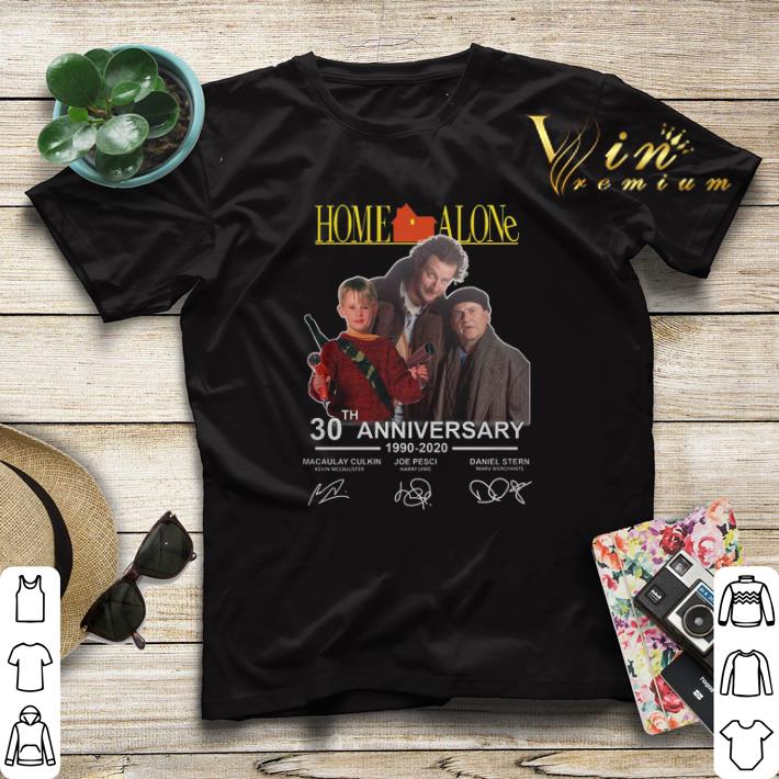 Signatures Home Alone 30th anniversary 1990-2020 Macaulay Culkin shirt Signatures Home Alone 30th anniversary 1990 2020 Macaulay Culkin shirt 4 - Signatures Home Alone 30th anniversary 1990-2020 Macaulay Culkin shirt