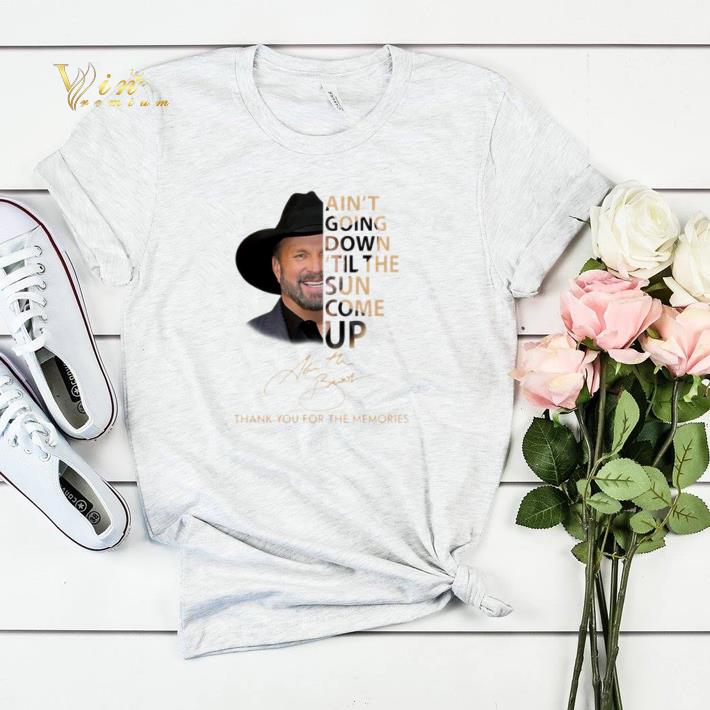 Garth Brooks Ain t going down til the sun come up signature thank you for the memories shirt sweater 4 - Garth Brooks Ain’t going down’til the sun come up signature thank you for the memories shirt sweater