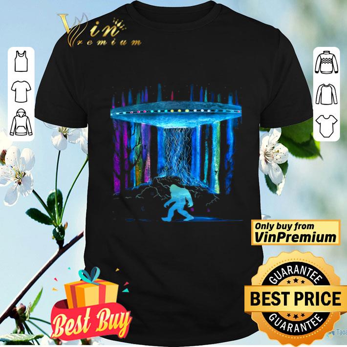 Bigfoot Ufo In The Forest shirt