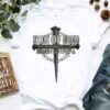 Original Never underestimate a woman who and loves San Francisco Giants shirt