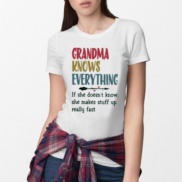 Grandma Knows Everything Funny Gift For Nana