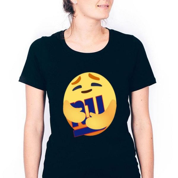 Love The New York Giants Love Hug Care Emoji NFL Shirt
