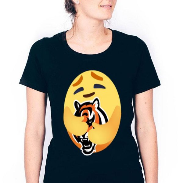 Love The Cincinnati Bengals Love Hug Care Emoji NFL Shirt