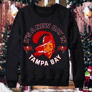Awesome 2021 Tom Brady It's A New Day In Tampa Bay Buccaneers Champions Shirt 7
