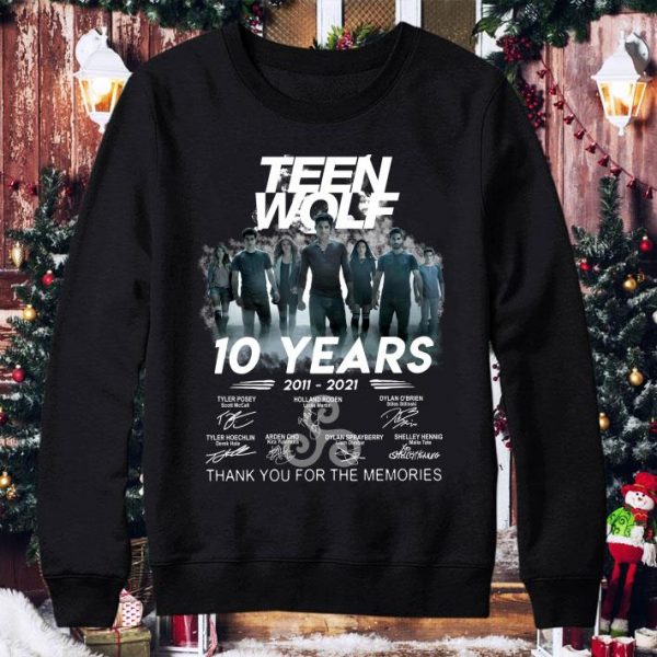 Original Teen Wolf 10 years 2011-2021 signatures thank you for the memories shirt 4