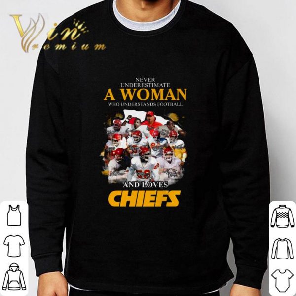 Kansas City Chiefs Signatures a woman who understand football shirt