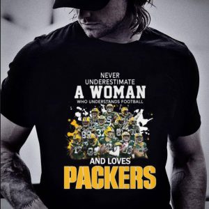 Best Never Underestimate A Woman Who Understands Green Bay Packers Signatures shirt 1