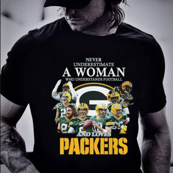 Premium Green Bay Packers Signatures A Woman Who Understands Football shirt